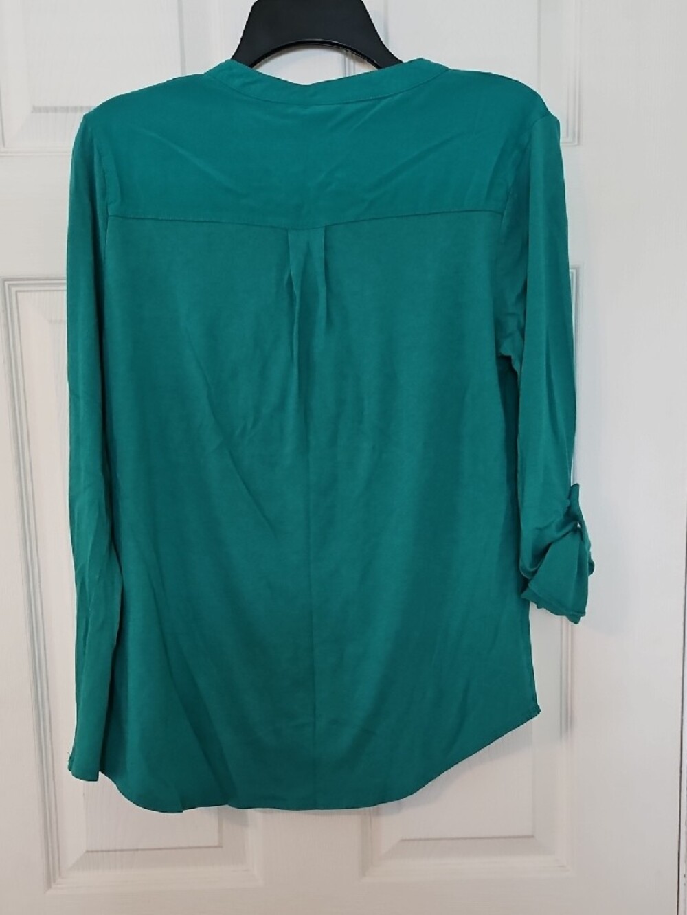 Merona Green Button-Front Split-Neck Blouse - Picture 4 of 5